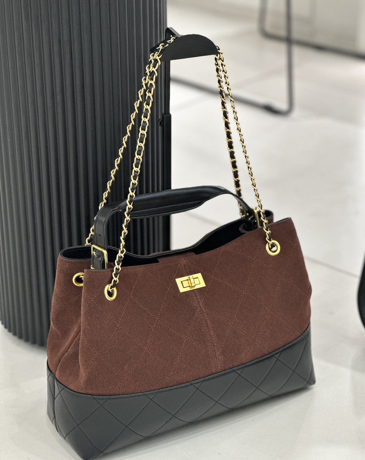 Two-Tone Fashion Bag - 图片 3